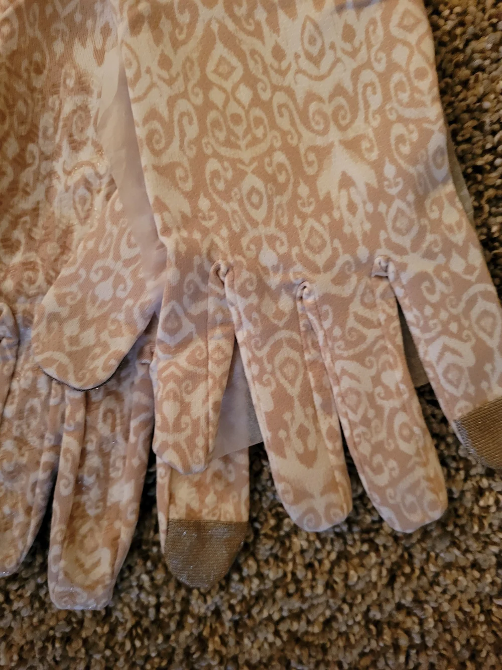 Coolibar Beige Patterned Sun Gloves SPF 50+